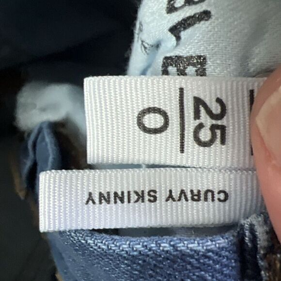 NWOT LOFT Mid Wash Mid Rise Classic Curvy‎ Skinny Jeans size 25 / 0 Cool Bottom - Picture 5 of 10